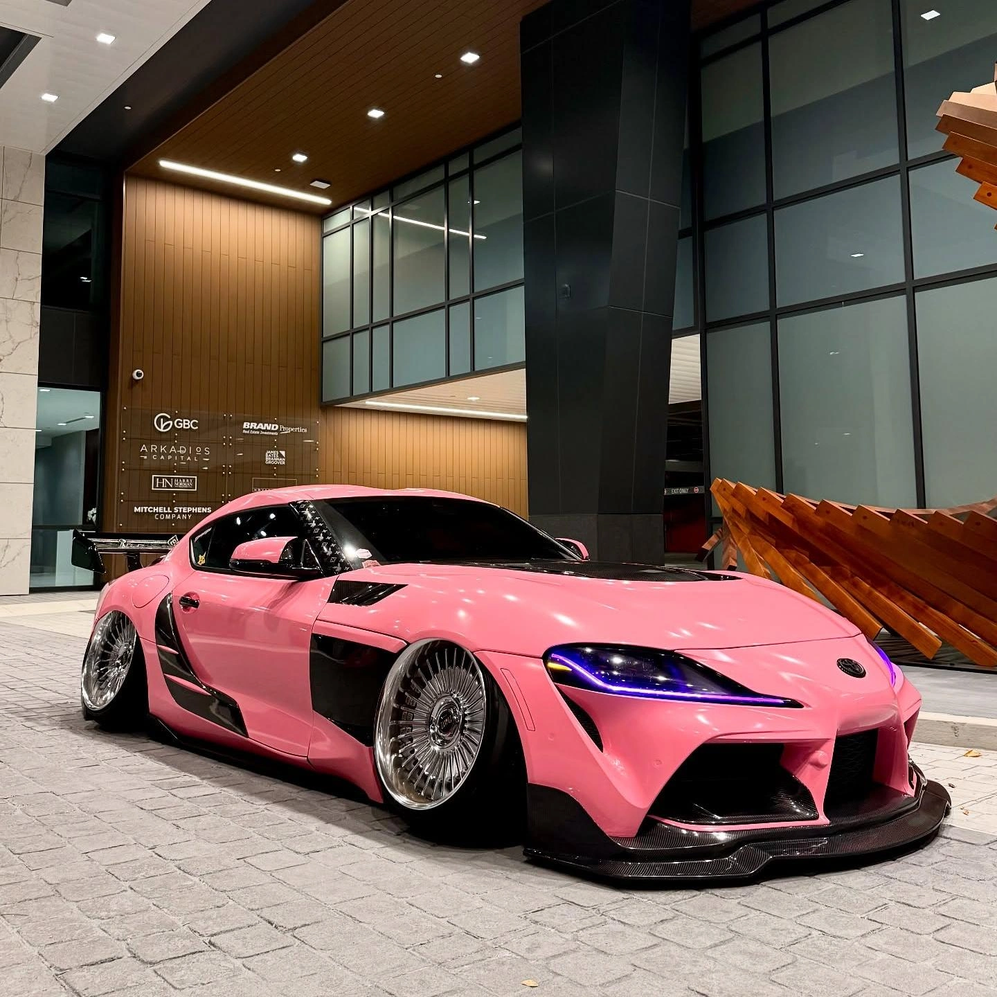 Gloss Crystal Light Pink Car Vinyl Wrap PET
